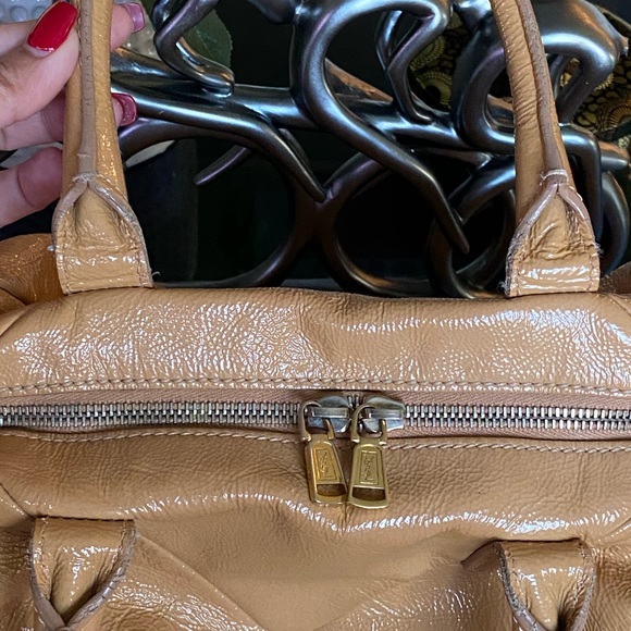 Authentic YSL Easy Bag Patent Leather - Picture 5 of 16